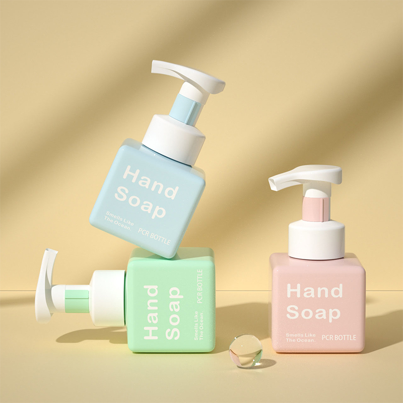Doldurulabilir PCR 250 ml Kare Yüz Temizleyici Sabunluk Plastik El Sabunu Vücut Yıkama Şişesi Köpük Pompalı Doldurulabilir PCR 250 ml Kare Yüz Temizleyici Sabunluk Plastik El Sabunu Vücut Yıkama Şişesi Köpük Pompalı